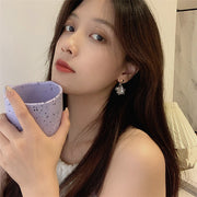 ピアス スタッドピアス イヤリング イヤークリップ レディース 女性 アクセサリー 揺れる フラワー お花 お洒落 可愛い ファッション小物 ギフト プレゼント