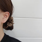 シュシュ レディース 女性 ファッション小物 ヘアアクセサリー ヘアゴム まとめ髪 髪飾り ヘアアレンジ 花柄 フラワー リーフ シンプル おしゃれ かわいい ガーリー フェミニン 上品 お出かけ オフィス ピンク 黒 黄 青 ベージュ 茶