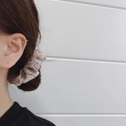 シュシュ レディース 女性 ファッション小物 ヘアアクセサリー ヘアゴム まとめ髪 髪飾り ヘアアレンジ 花柄 フラワー リーフ シンプル おしゃれ かわいい ガーリー フェミニン 上品 お出かけ オフィス ピンク 黒 黄 青 ベージュ 茶
