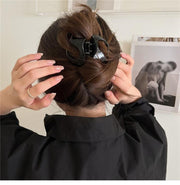 ヘアクリップ ミニヘアクリップ レディース 女性 ヘアアクセサリー 髪留め 髪飾り ヘアアレンジ まとめ髪 ハーフアップ 小さめ 挟む かわいい