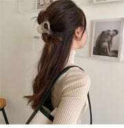 ヘアクリップ ミニヘアクリップ レディース 女性 ヘアアクセサリー 髪留め 髪飾り ヘアアレンジ まとめ髪 ハーフアップ 小さめ 挟む かわいい