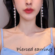ピアス スタッドピアス レディース アクセサリー 女性用 フェイクパール ラインストーン ハート ゴールドカラー キラキラ 揺れる ゆらゆら 可愛い おしゃれ 記念日 誕生日 プレゼント 贈り物 ギフト ファッション小物 金色