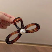ヘアクリップ バンスクリップ ヘアアクセサリー レディース 女性 フェイクパール パール調 シンプル 髪留め まとめ髪 ヘアアレンジ お洒落 上品 大人可愛い ファッション小物