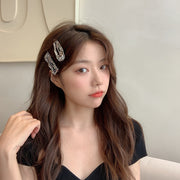 ヘアクリップ 髪留め レディース 女性用 ヘアアクセサリー ヘアピン スクエア ドロップ 雫 ウェーブ ヘアアレンジ シルバーカラー おしゃれ かわいい 普段使い デイリー お出かけ