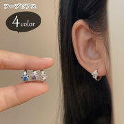 フープピアス レディース 女性 アクセサリー ファッション雑貨 リング型 ラインストーン 肉球 猫 ネコ 犬 イヌ 動物 アニマルモチーフ シルバーカラー ホワイト ピンク ブルー シンプル ガーリー 可愛い キュート カジュアル ポップ フェミニン おしゃれ プレゼント ギフト
