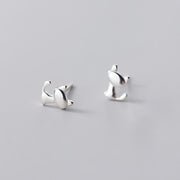 ピアス スタッドピアス バックキャッチピアス レディース 女性 アクセサリー 猫 ねこ ネコ シルバーカラー シンプル かわいい 小さい