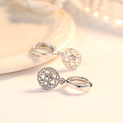 ピアス 両耳用 フープピアス アクセサリー レディース 女性 婦人 ループピアス ラインストーン 揺れる 花 かわいい おしゃれ ギフト プレゼント ファッション雑貨