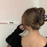 バンスクリップ ヘアクリップ レディース  ヘアアクセサリー 髪留め 髪飾り クロス 大きめ ツヤあり ツヤ消し マット ヘアアレンジ シンプル おしゃれ