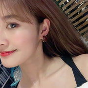 スタッドピアス キャッチピアス レディース アクセサリー 耳飾り ラインストーン 大きめ 赤 シンプル おしゃれ 女性用 婦人用 普段使い 記念日 誕生日 贈り物 プレゼント ギフト ファッション小物