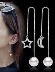 ピアス アメリカンピアス チェーン レディース アクセサリー 上品 揺れる ぶら下がり ロング プレゼント 誕生日 星 月 ムーン スター フェイクパール ラインストーン ベネチアンチェーン 宝石風 天然石風 アシンメトリー ホワイト シルバーカラー 普段使い お出かけ お呼ばれ かわいい 可愛い おしゃれ 女性 彼女 妻 嫁 大人女子 婦人 ギフト 贈り物 記念日 母の日