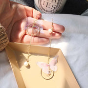 フックピアス レディース 女性 アクセサリー ファッション雑貨 チェーン 長め 大きめ アシンメトリー 左右非対称 蝶 バタフライ ちょうちょ ゴールドカラー かわいい キュート エレガント 華やか おしゃれ プレゼント ギフト
