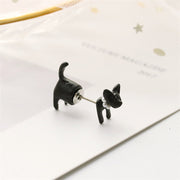 ピアス 片耳用 スタッドピアス バックキャッチピアス レディース 女性 アクセサリー 耳飾り 猫 キャット 立体 フェイクパール かわいい おしゃれ キュート ガーリー モノトーン プレゼント ギフト 黒 白