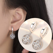 フープピアス リングピアス 中折れ式 レディース アクセサリー 耳飾り ラインストーン サークル 丸 円 揺れる ワンタッチ キラキラ キャッチ一体型 大人上品 おしゃれ かわいい ギフト プレゼント 贈り物 きれいめ お出かけ お呼ばれ カジュアル デイリー ギフト プレゼント 女性用 婦人用 ファッション小物