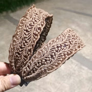 カチューシャ 単品 1個 レディース 女性 婦人 ヘッドバンド ヘアアレンジ ヘアアクセサリー 太め 幅広 レース 刺繍風 お洒落 可愛い カジュアル 上品 エレガント