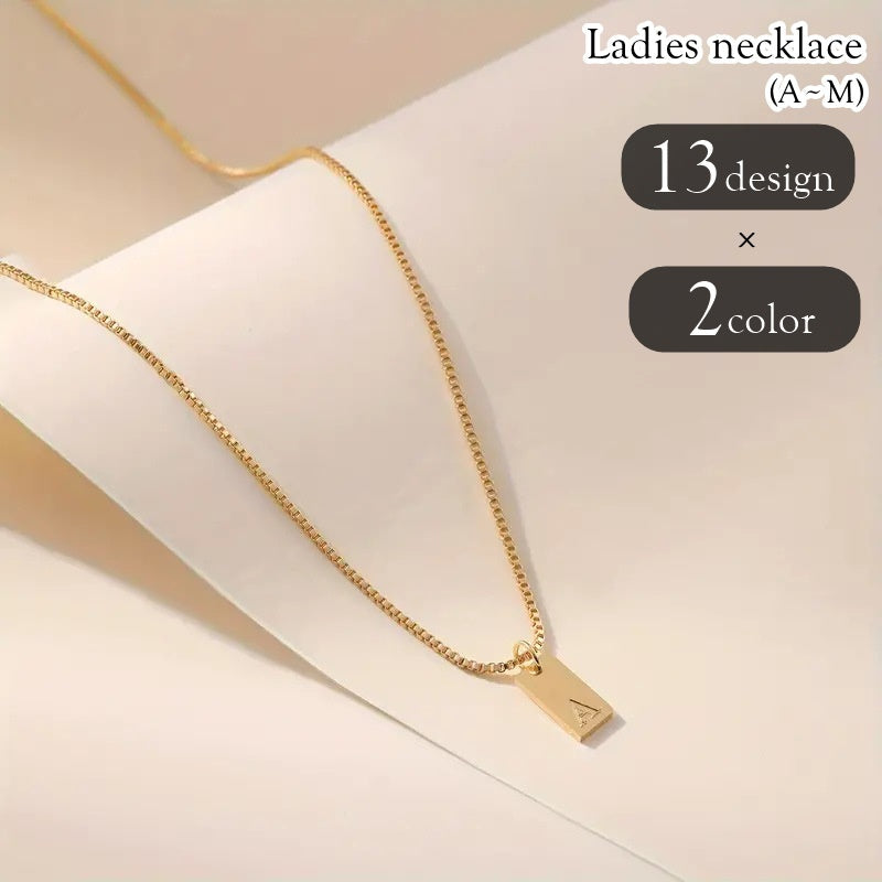ネックレス レディース 女性 アクセサリーファッション雑貨 長方形 タグ型 イニシャル アルファベット スクエアチェーン ゴールドカラー シルバーカラー シンプル シック フェミニン 可愛い キュート クール かっこいい おしゃれ プレゼント ギフト 推し活