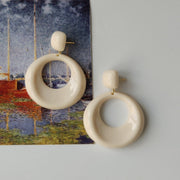ピアス スタッドピアス レディース 女性 アクセサリー ラウンド 丸 円 大ぶり シンプル 上品 きれいめ おしゃれ かわいい 普段使い お出かけ ギフト プレゼント 婦人用