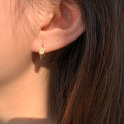 ピアス フープピアス レディース 女性 アクセサリー リング ラインストーン キラキラ シンプル 上品 おしゃれ かわいい 普段使い お出かけ ギフト プレゼント 婦人用