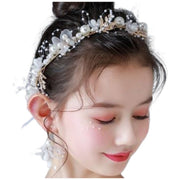 カチューシャ ヘアアクセサリー ヘッドドレス キッズ 女の子 子ども 子供 髪飾り フェイクパール ビーズ ナチュラル お花 フラワー ホワイト 華やか ドレスアクセサリー きれいめ 上品 エレガント かわいい ブライダル キュート ゴールドカラー 高見え 存在感 フォーマル 結婚式 お呼ばれ パーティー ヘッドアクセサリー おしゃれ 花飾り風 発表会