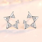 ピアス スタッドピアス レディース アクセサリー プレゼント 誕生日 シンプル 上品 小さめ 星 スター ラインストーン 華奢 小ぶり ビジュー 宝石風 天然石風 シルバーカラー 普段使い お出かけ お呼ばれ かわいい 可愛い おしゃれ きれいめ 女性 彼女 妻 嫁 大人女子 婦人 ガールズ ギフト 贈り物 記念日 母の日 ホワイトデー