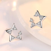 ピアス スタッドピアス レディース アクセサリー プレゼント 誕生日 シンプル 上品 小さめ 星 スター ラインストーン 華奢 小ぶり ビジュー 宝石風 天然石風 シルバーカラー 普段使い お出かけ お呼ばれ かわいい 可愛い おしゃれ きれいめ 女性 彼女 妻 嫁 大人女子 婦人 ガールズ ギフト 贈り物 記念日 母の日 ホワイトデー
