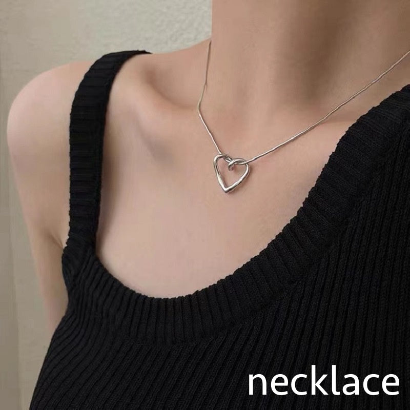 ネックレス レディース 女性 アクセサリー ペンダント チェーン ハート シルバーカラー シンプル お洒落 きれいめ 可愛い ファッション小物