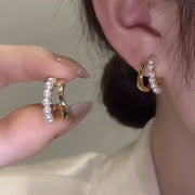 ピアス レディース アクセサリー スタッドピアス ゴールドカラー パール調 2連 半円 フープ 上品 オフィス デイリー 女性用 耳飾り