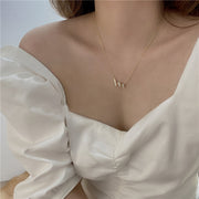 ネックレス ペンダント レディース 女性用 アクセサリー ビーズ ウェーブ モチーフ 上品 高見え 高級感 大人 シンプル エレガント カジュアル おしゃれ 普段使い 鎖骨キレイ見え OL 会社 オフィス チェーン パーティー 結婚式 2次会 プレゼント 贈り物 フォーマル ギフト お出かけ プチギフト