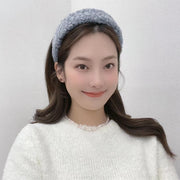カチューシャ 幅広 ワイド レディース 女性 ヘアアクセサリー 髪留め 髪飾り もこもこ ヘアアレンジ シンプル 無地 お洒落 可愛い ファッション小物