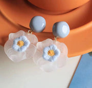 ピアス スタッドピアス キャッチピアス 両耳用 レディース 女性 アクセサリー 花 フラワー 透け感 かわいい キュート おしゃれ プレゼント ギフト お出かけ