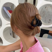 ヘアクリップ バンスクリップ ヘアアクセサリー レディース 女性 髪留め ヘアアレンジ 髪飾り まとめ髪 シンプル 無地 ハーフアップ オフィス カジュアル お洒落 ファッション小物