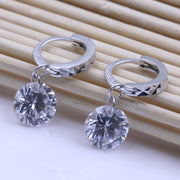 フープピアス リングピアス レディース 女性 アクセサリー ラインストーン ミラーカット 中折れ 揺れる キラキラ 上品 華奢 エレガント カジュアル プレゼント ギフト 贈り物 お祝い 記念日 誕生日 デート 女子会 パーティー 入学 卒業 OL オフィス 結婚式 お呼ばれ お出かけ ファッション小物 かわいい おしゃれ フェミニン デイリー 普段使い シルバーカラー