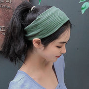 ヘアバンド 幅広 レディース ヘアアクセサリー リブニット 髪飾り 髪留め ヘアアレンジ 洗顔 メイクアップ 化粧 女性 婦人 ヘアーバンド シンプル おしゃれ