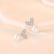 スタッドピアス レディース 女性 アクセサリー ファッション雑貨 小さめ 控えめ ラインストーン フェイクパール ハート ウサギ ホワイト シルバーカラー シンプル かわいい キュート ガーリー フェミニン フォーマル プレゼント ギフト