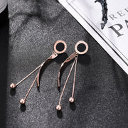 ピアス レディース 女性 チェーンピアス チェーン 揺れる 長め ロングチェーン ロング ローマ数字 かわいい おしゃれ プレゼント ギフト 贈り物 誕生日 記念日 デート 普段使い エレガント きれいめ