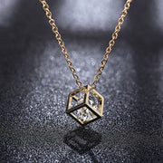 ネックレス ピアス 2点セット フックピアス チェーンネックレス 耳飾り 首飾り アクセサリー レディース 女性 ゴールドカラー シルバーカラー フェイクストーン 可愛い キューブ調 四角形 おしゃれ お出掛け ご褒美 プレゼント 誕生日 彼女 普段使い パーティー