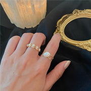 指輪 オープンリング レディース アクセサリー パール調 おしゃれ 上品 華やか かわいい ギフト 贈り物 プレゼント 女性用 婦人用 波形 ウェーブ ファッション小物