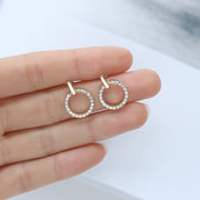 ピアス スタッドピアス 両耳用 アクセサリー レディース 女性 婦人 サークル ラウンド ラインストーン かわいい おしゃれ ギフト プレゼント 贈り物 ファッション雑貨