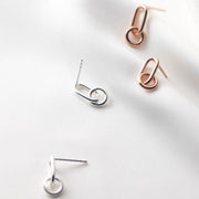 スタッドピアス アクセサリー レディース キャッチピアス サークル おしゃれ クール スタイリッシュ プレゼント ギフト 贈り物 女性用 婦人用