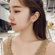 スタッドピアス レディース 女性用 アクセサリー フラワー 蝶 ラインストーン パール調 キラキラ フープ 円型 おしゃれ かわいい おでかけ 耳飾り ギフト プレゼント