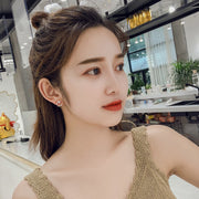 スタッドピアス レディース 女性用 アクセサリー フラワー 蝶 ラインストーン パール調 キラキラ フープ 円型 おしゃれ かわいい おでかけ 耳飾り ギフト プレゼント