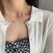 ネックレス ペンダント レディース アクセサリー 細め シンプル おしゃれ スタイリッシュ クール プレゼント ギフト 贈り物 ファッション小物