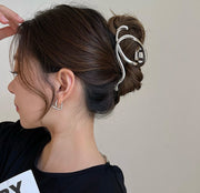 ヘアクリップ バンスクリップ ヘアアクセサリー レディース 女性 髪飾り 髪留め まとめ髪 ヘアアレンジ クロス ラウンド シンプル シルバーカラー ゴールドカラー 上品 きれいめ お洒落 大人可愛い 婦人