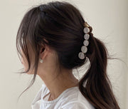ヘアクリップ バンスクリップ ヘアアクセサリー レディース 髪留め 髪飾り まとめ髪 ヘアアレンジ 上品 フェミニン 大人女子 オフィス カジュアル フェミニン パーティー お呼ばれ 結婚式 女性 婦人