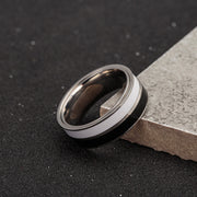 リング 指輪 メンズ 男性 アクセサリー シルバーカラー 幅広 8mm バイカラー シンプル 高級感 高見え 存在感 普段使い カジュアル かっこいい メタル 贈り物 誕生日 ギフト 普段使い プレゼント ファッション小物 紳士