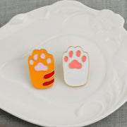 ブローチ タックピン ラペルピン レディース 女性用 アクセサリー 肉球 猫の手 ワンポイント かわいい 上品 フェミニン 洋服 バッグ 鞄 カバン ギフト プレゼント 贈り物