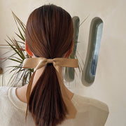 ポニーフック ヘアフック ヘアカフス レディース 女性 ヘアアクセサリー ファッション雑貨 リボン 無地 ブラック カーキ シンプル シック 可愛い キュート ガーリー フェミニン