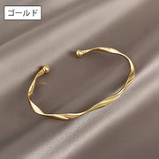 バングル ブレスレット レディース アクセサリー 女性用 メタル シルバーカラー ゴールドカラー C型 ツイスト ひねり シンプル カジュアル おしゃれ プレゼント 普段使い ギフト 贈り物