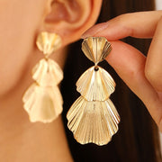 スタッドピアス ピアス レディース 女性 アクセサリー 大ぶり 揺れる フラワー お花 お洒落 上品 可愛い ファッション小物
