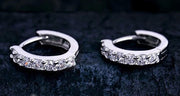 ピアス フープピアス リングピアス レディース 女性 アクセサリー 小ぶり ラインストーン キラキラ 可愛い ゴールドカラー シルバーカラー 耳飾り ファッション小物 プレゼント ギフト