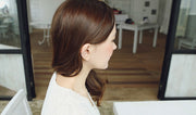 イヤーカフ 単品 片耳 レディース 女性用 アクセサリー 小ぶり 小さめ キラキラ 高級感 オシャレ かわいい